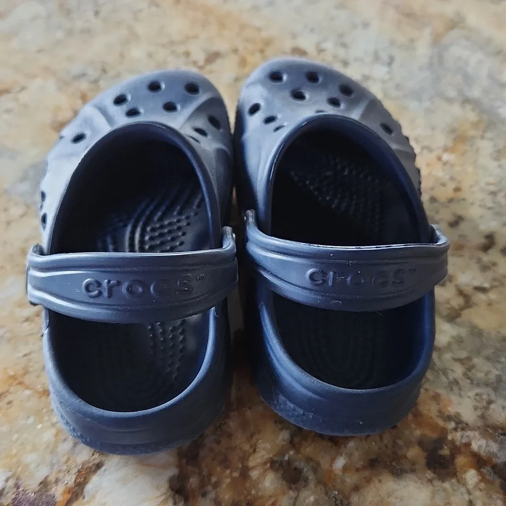 Crocs - Picture 3 of 4